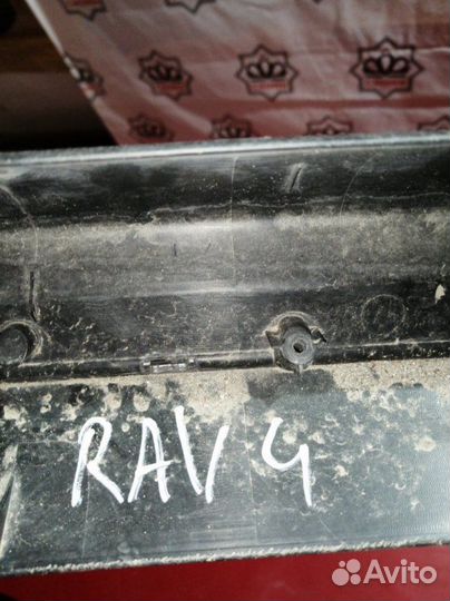 Спойлер бампера Toyota Rav4