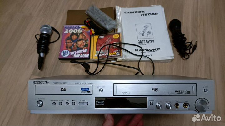 DVD/VHS-плеер Samsung DVD-V8500K с караоке
