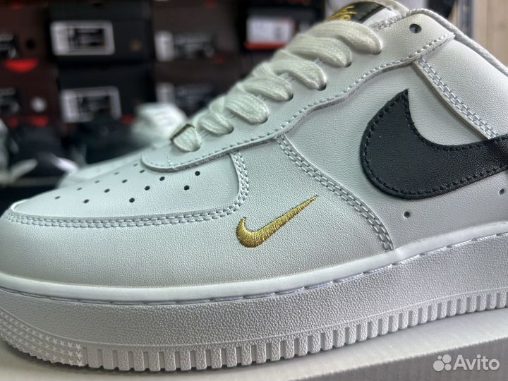 Кроссовки Nike Air Force