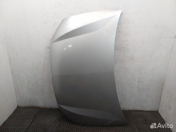 Капот SsangYong Rodius, 2005