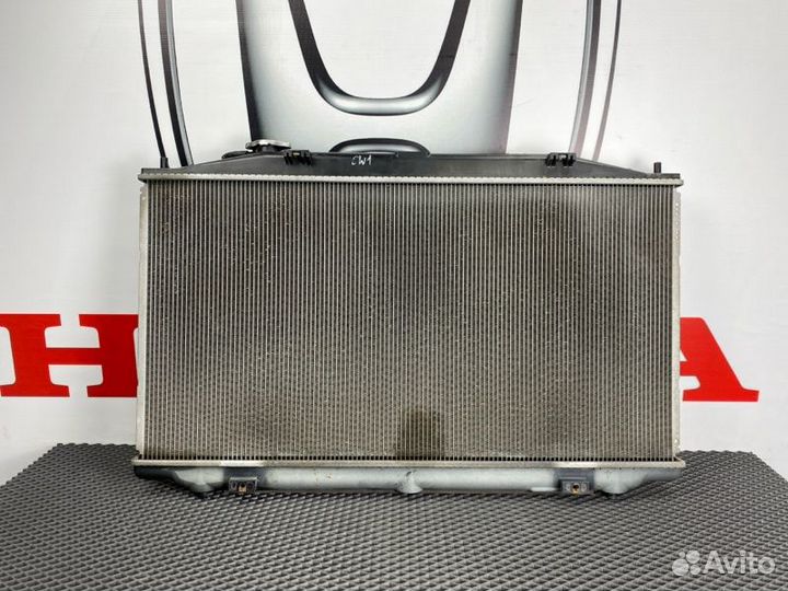 Радиатор охлаждения двигателя Honda Accord 8 CU1