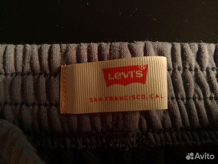 Шорты levis
