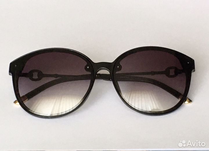 Очки солнцезащитные Zarina