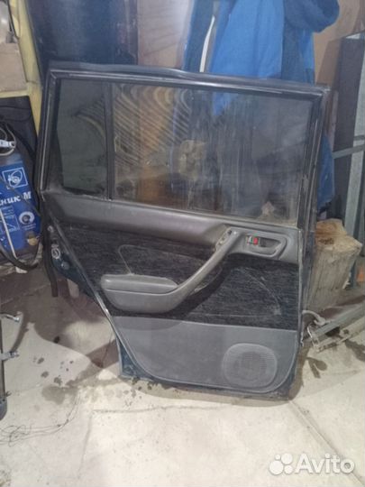 Продам двери