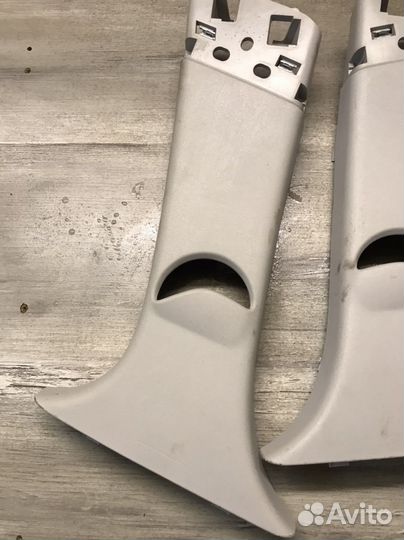 Рено аркана обшивка центральной стойки