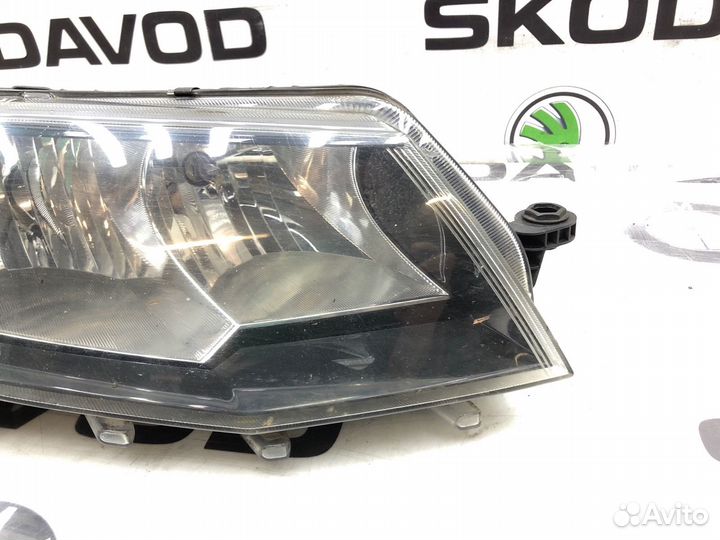 Фара передняя правая Skoda Octavia A7 (5E) 2014