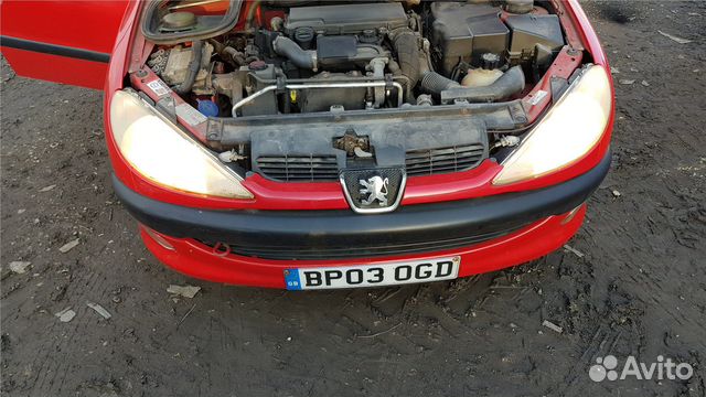 Разбор на запчасти Peugeot 206