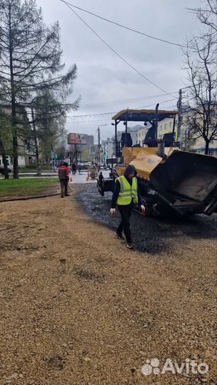 Услуги асфальтоукладчика