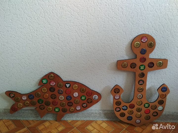 Коллекция пивных пробок в оригинальном оформлении