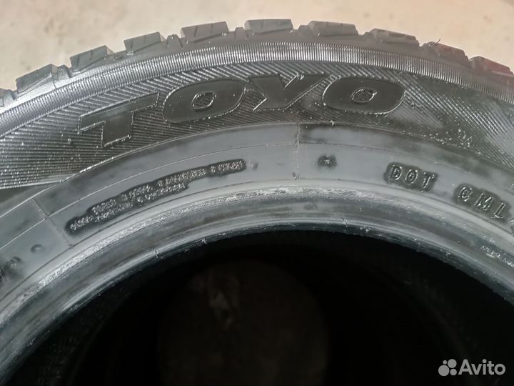 Toyo Observe Ice-Freezer 185/65 R15 88T