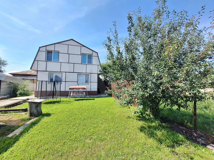 Коттедж 150 м² на участке 7,5 сот.