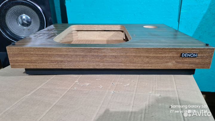 Стол/плинт для проигрывателей винила Denon DP