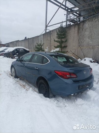 Указатель поворота в бампер Opel Astra J A16XER