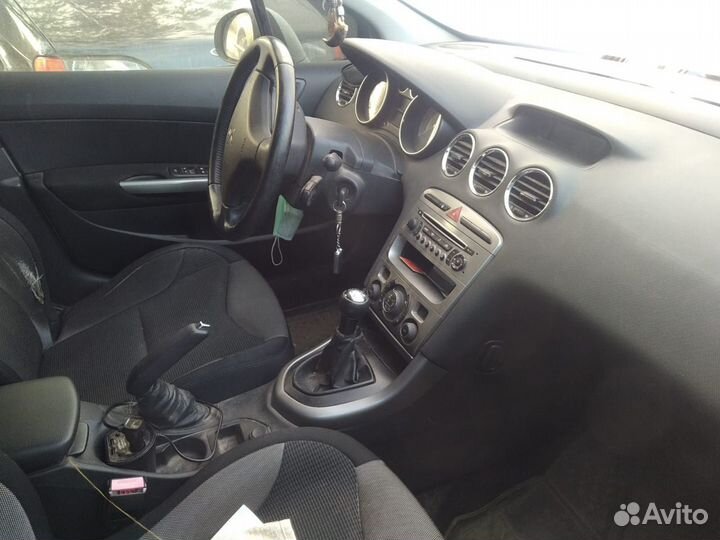 Peugeot 308 1.6 МТ, 2012, 165 000 км