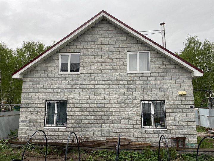 Дом 129,7 м² на участке 2 сот.