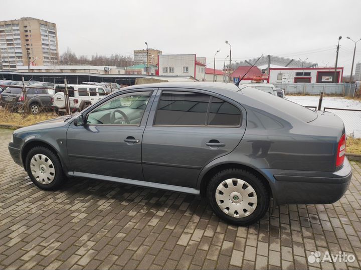 Skoda Octavia 1.6 МТ, 2009, 170 500 км