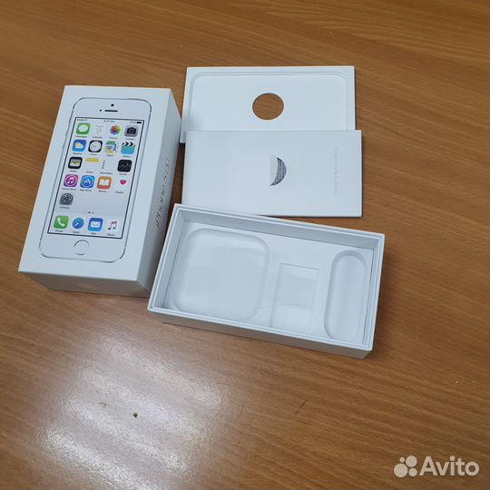 Коробка от iPhone 5s