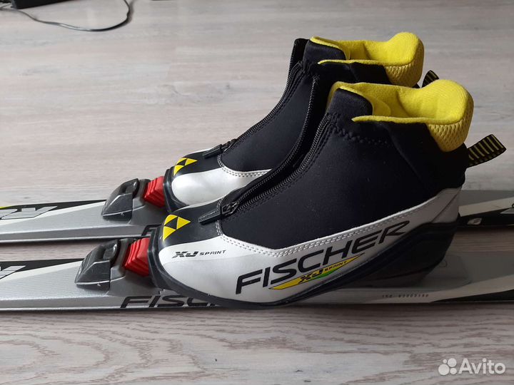 Детские лыжные ботинки Fischer XJ Sprint 34р SNS