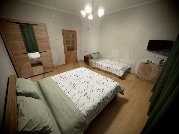 2-к. квартира, 60 м², 1/2 эт.