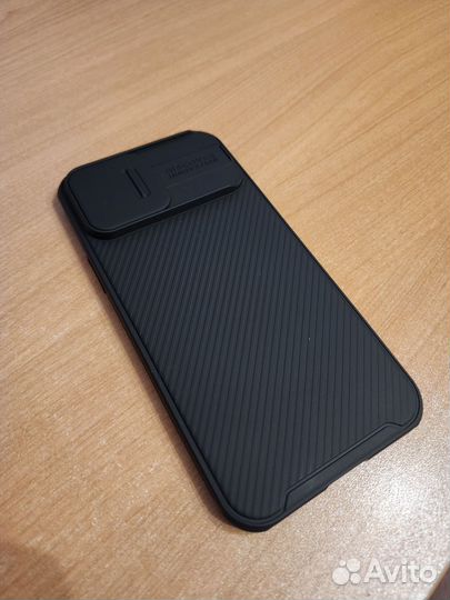 Чехол на iPhone 13 pro max nillkin