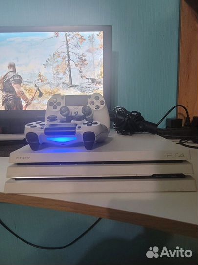 Sony PS4 Pro 500gb White