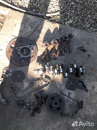 Двигатель в разборе 1SZ