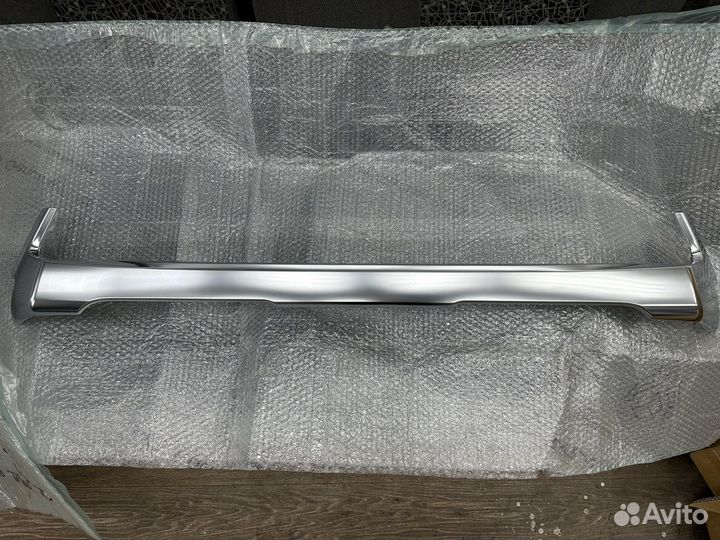 Нижний хром молдинг новый lexus LX 2015-2022 год