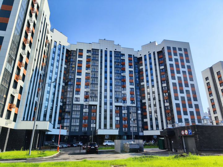 Аукцион: 1-к. квартира, 42,8 м², 2/14 эт.