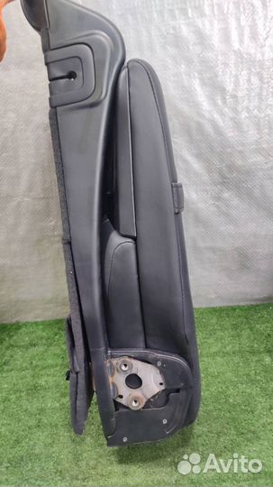Подлокотник Lexus RX400H 2007