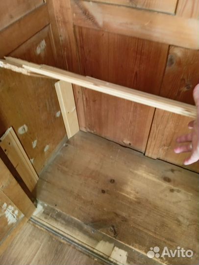 Шкаф платяной старинный