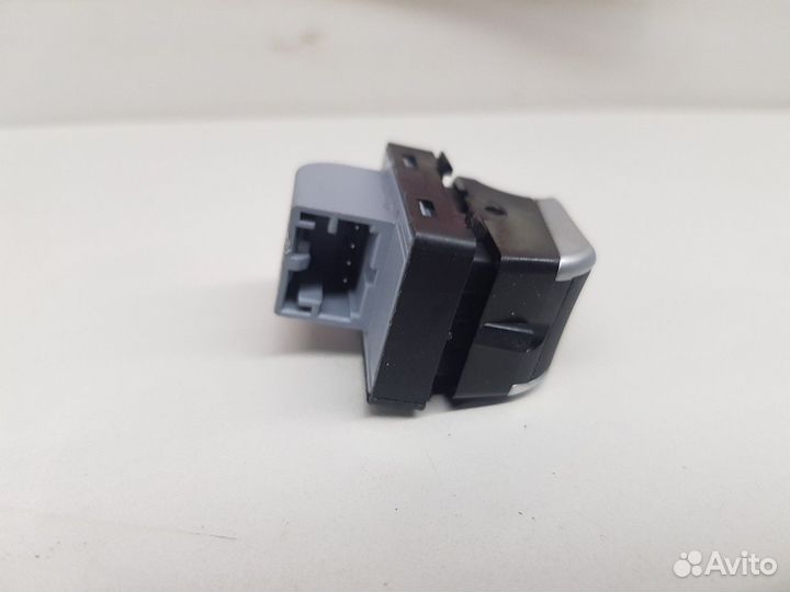 Кнопка стеклоподъемника (задняя левая) (Audi A6)