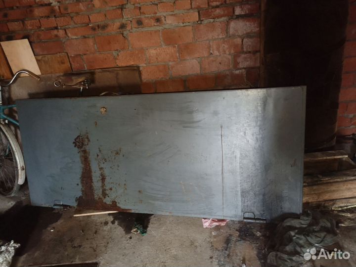 Дверь входная металлическая