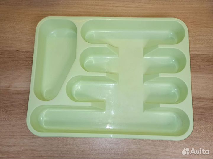 Лоток для столовых приборов