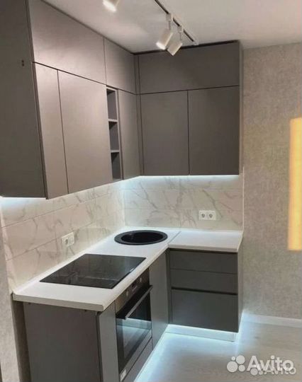 Компактный кухонный гарнитур