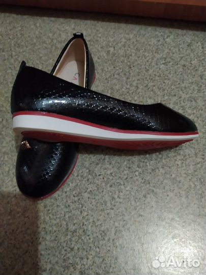 Балетки новые