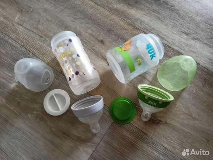 Бутылочки соски расчёски нагрудник