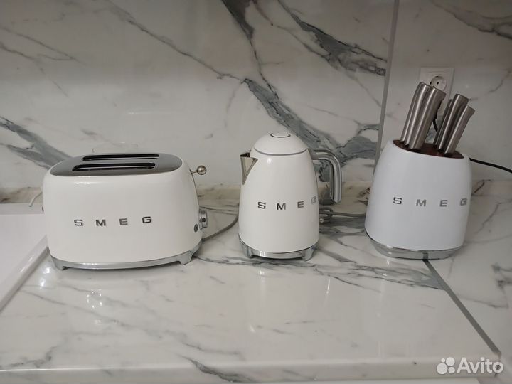 Smeg чайник