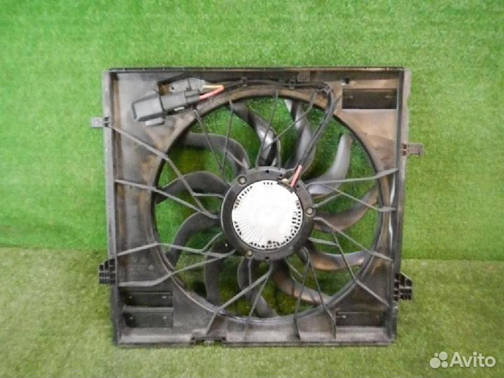 Вентилятор радиатора в сборе с диффузором Mercedes-Benz GLE