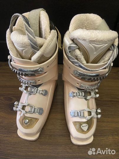 Горные лыжи женские 156 см