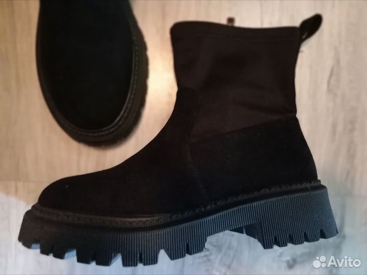 Ботинки женские