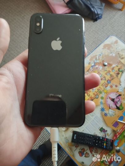 iPhone X, 64 ГБ