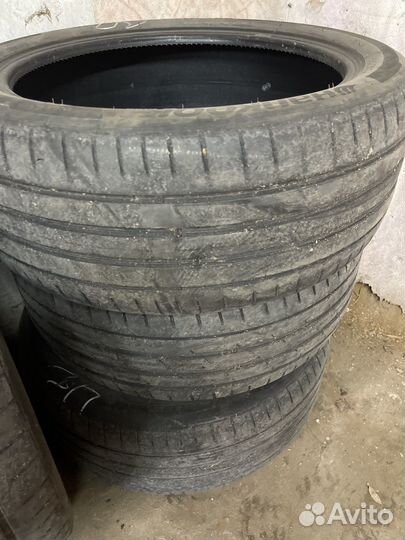 Hankook Ventus V2 AS 255/45 R18