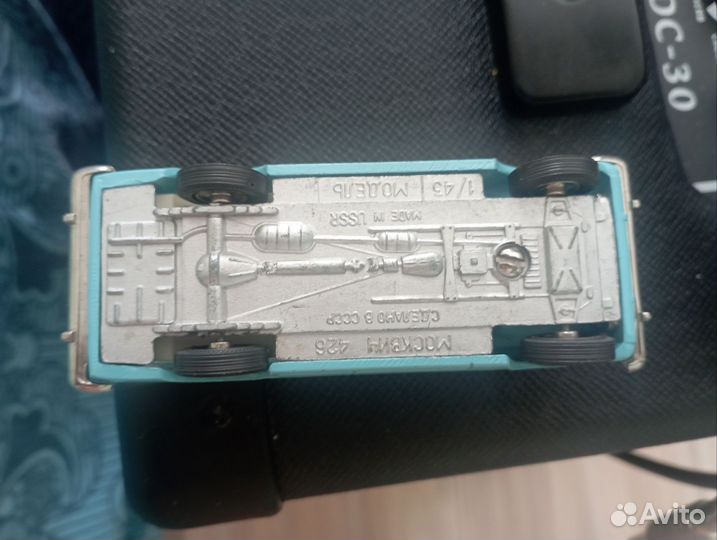 Модель автомобиля москвич 426 СССР