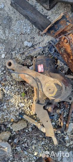 Рулевой редуктор nissan diesel