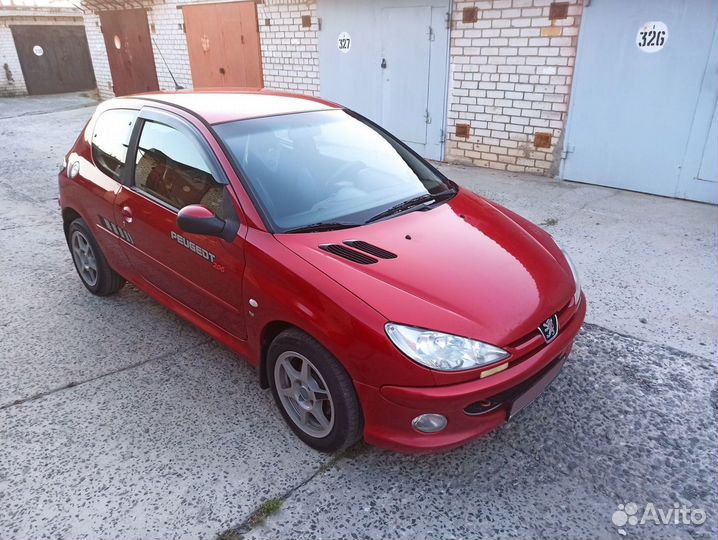 Peugeot 206 1.6 МТ, 2005, 195 245 км