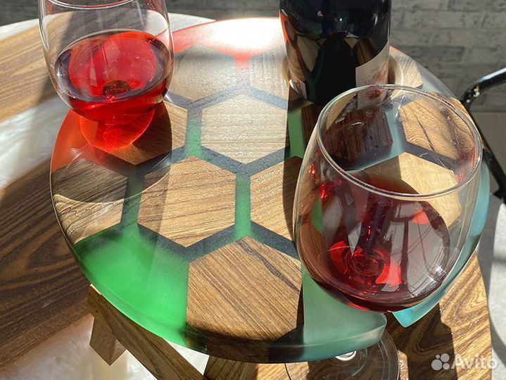 Винный столик