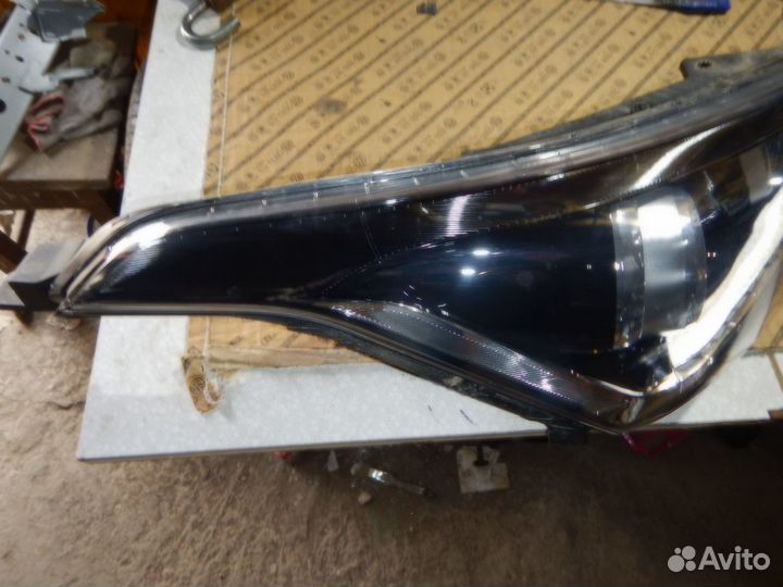 Фара правая Hyundai Creta с дхо