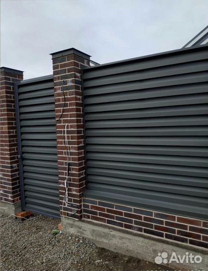 Забор жалюзи металлические