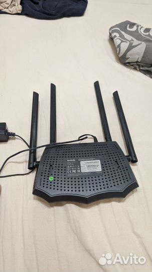Гигабитный Wi-Fi роутер Tenda AC8