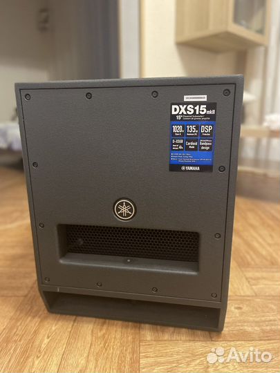 Активный сабвуфер yamaha DXS15mkll